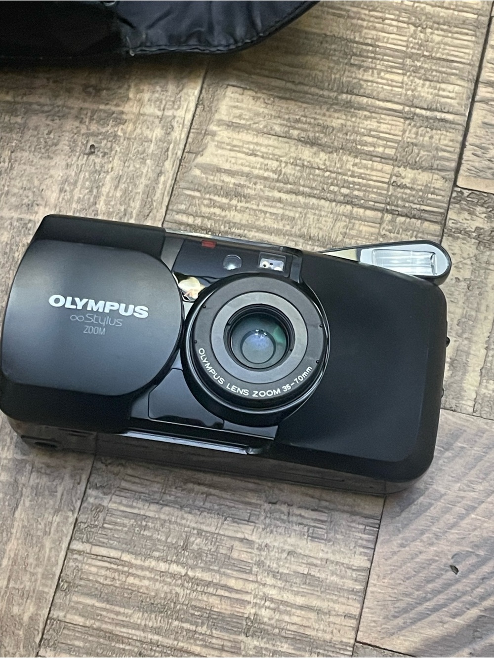 Vintage Olympus Infinity Stylus Zoom 35-70mm Point & Shoot Film Camera - Black